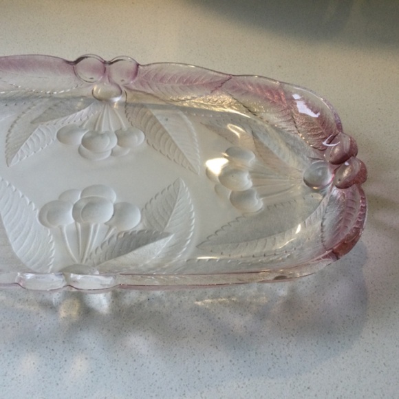 12 x 7 Antique Pink Glass Serving Dish - Picture 3 of 5
